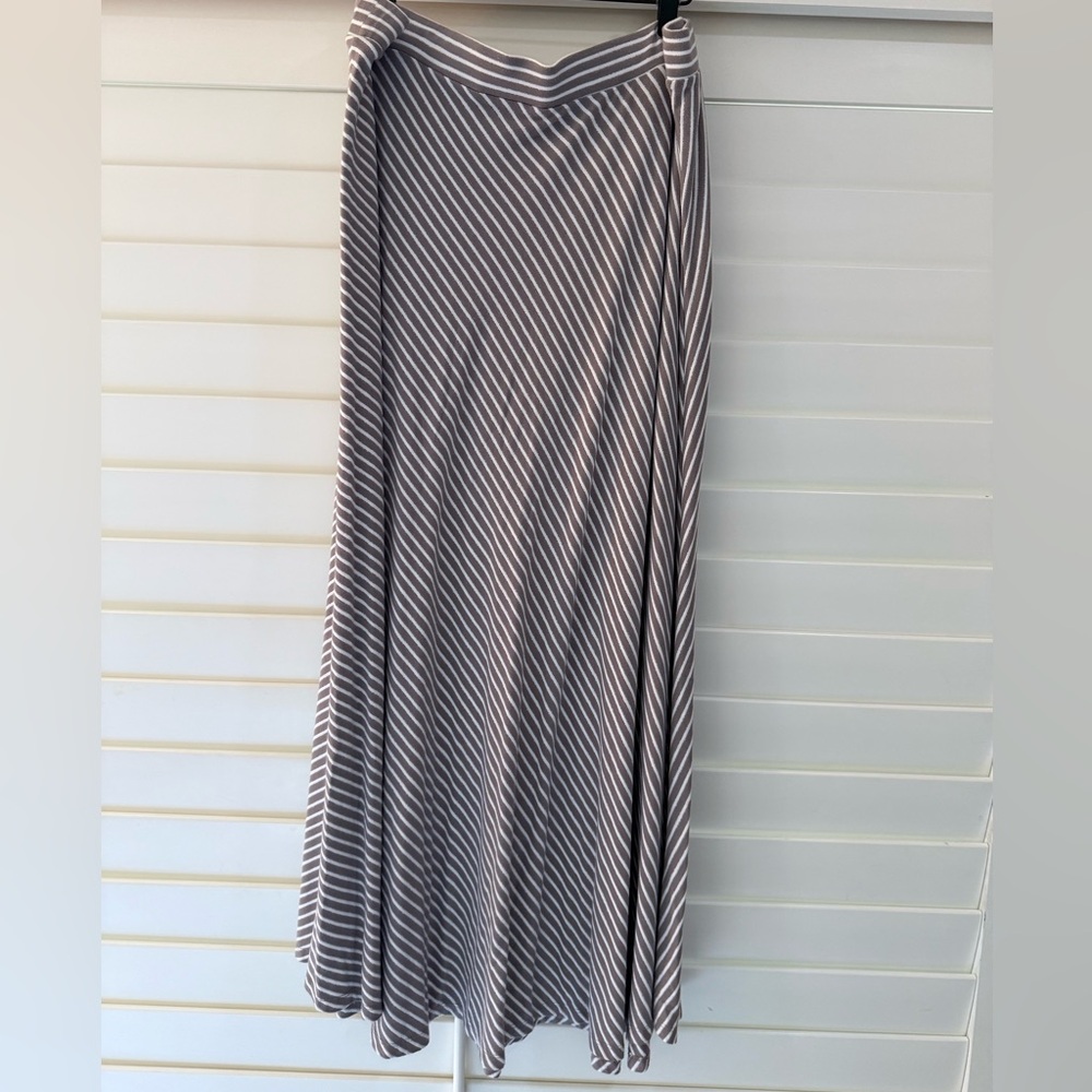 INC International Concepts Tan and White Striped A-Line Skirt - Picture 4 of 5